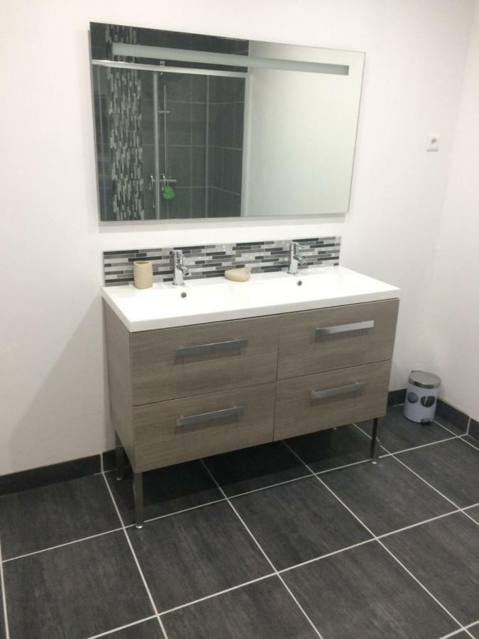 Fresi Gustave Apartment Levie Bagian luar foto